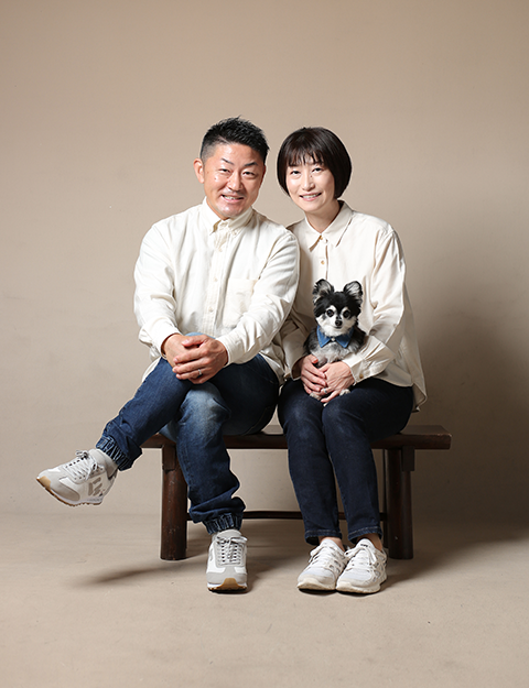 ペット同伴家族写真の撮影プラン｜愛知・名古屋・岐阜の写真館「創寫舘」