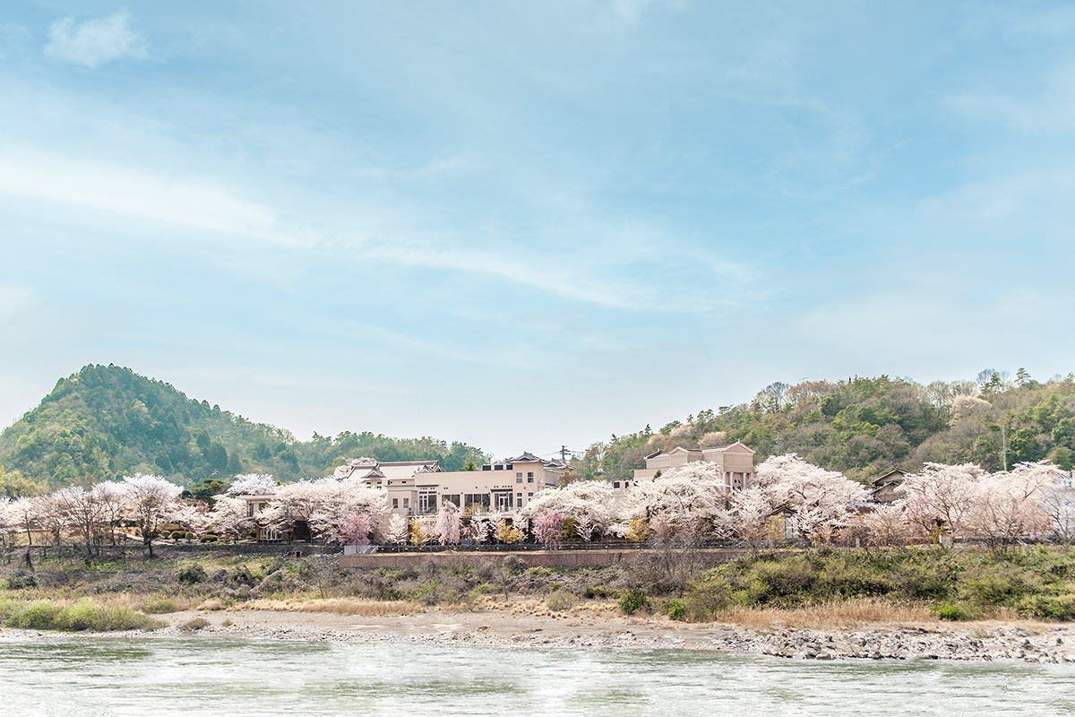 サクラヒルズ創寫舘