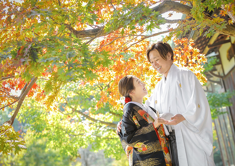 サクラヒルズの紅葉と和装ウェディング